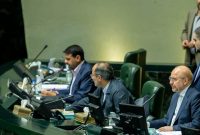 نمایندگان به رضا مراد صحرایی اعتماد کردند