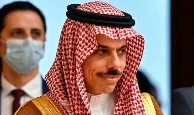 وزیر خارجه عربستان شنبه به تهران میآید وزیر خارجه عربستان شنبه به تهران میآید