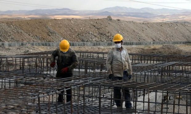 کلیات طرح افزایش بیمه اجتماعی کارگران ساختمانی تصویب شد کلیات طرح افزایش بیمه اجتماعی کارگران ساختمانی تصویب شد
