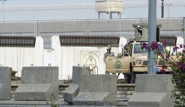 تیراندازی در نزدیکی کنسولگری آمریکا در جده دو کشته برجای گذاشت تیراندازی در نزدیکی کنسولگری آمریکا در جده دو کشته برجای گذاشت