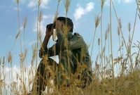 عملیات نفس گیر امدادگران هلال احمر برای نجات محیط بان آسیب دیده در ارتفاعات منطقه آب سیاه دنا