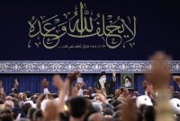 رهبر انقلاب: دشمن وحدت و امنیت ملی را هدف گرفته است/ نگذارید وحدت را بهم بزنند