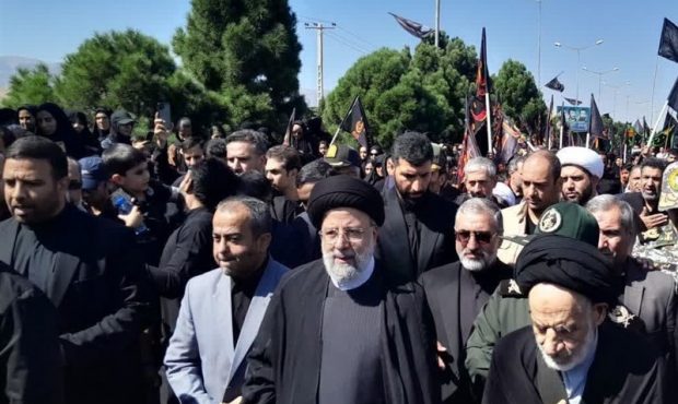 رئیسی: اجتماع میلیونی در کربلا جلوه عشق و دلدادگی به سیدالشهداست رئیسی: اجتماع میلیونی در کربلا جلوه عشق و دلدادگی به سیدالشهداست