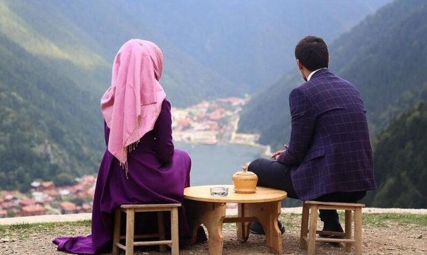 آیا باید همه چیز را به شریک زندگی خود بگوییم؟ آیا باید همه چیز را به شریک زندگی خود بگوییم؟