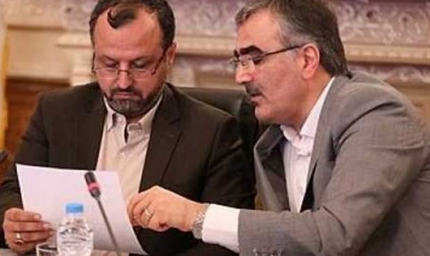 اقدام عجیب فرزین در سال مهار تورم/ افزایش ۳۰ درصدی قیمت پایهِ صدها محصول بورسی در ۱ روز اقدام عجیب فرزین در سال مهار تورم/ افزایش ۳۰ درصدی قیمت پایهِ صدها محصول بورسی در ۱ روز