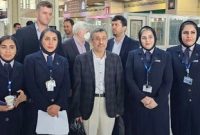 پیشنهاد روزنامه جمهوری اسلامی: وقتی احمدی نژاد برگشت اجازه بدهید با صداوسیما مصاحبه کند و بگوید رفته بود گواتمالا چه کار کند؟