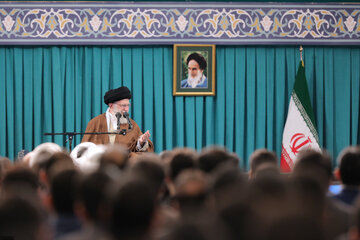 رهبر انقلاب: اگر جنایات غزه متوقف نشود، نمیتوان جلوی مقاومت را گرفت رهبر انقلاب: اگر جنایات غزه متوقف نشود، نمیتوان جلوی مقاومت را گرفت