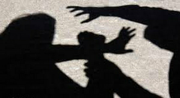 استخدام منشی مدیرعامل؛ فقط «خانم مجرد» با روابط عمومی بالا! استخدام منشی مدیرعامل؛ فقط «خانم مجرد» با روابط عمومی بالا!