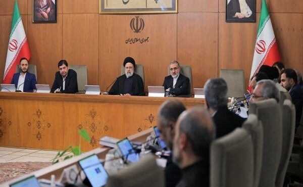 رییسی: نباید بودجهای تنظیم کرد که امکان اجرای آن فراهم نیست رییسی: نباید بودجهای تنظیم کرد که امکان اجرای آن فراهم نیست