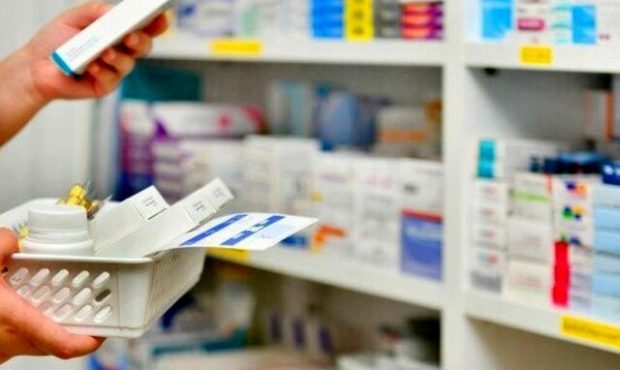 افزایش بیرویه تعداد داروخانهها / لزوم تامین به موقع منابع «دارویاری» افزایش بیرویه تعداد داروخانهها / لزوم تامین به موقع منابع «دارویاری»