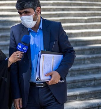 لطیفی: تعطیلی شنبه یا پنجشنبه در اختیار هیئت وزیران است لطیفی: تعطیلی شنبه یا پنجشنبه در اختیار هیئت وزیران است