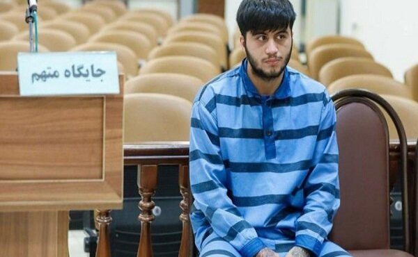 حکم اعدام «ماهان صدرات مرنی» نقض شد حکم اعدام «ماهان صدرات مرنی» نقض شد