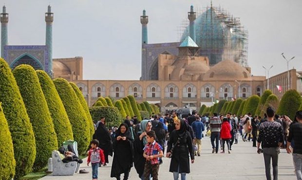 رشد ۵۲ درصدی ورود گردشگر به کشور رشد ۵۲ درصدی ورود گردشگر به کشور