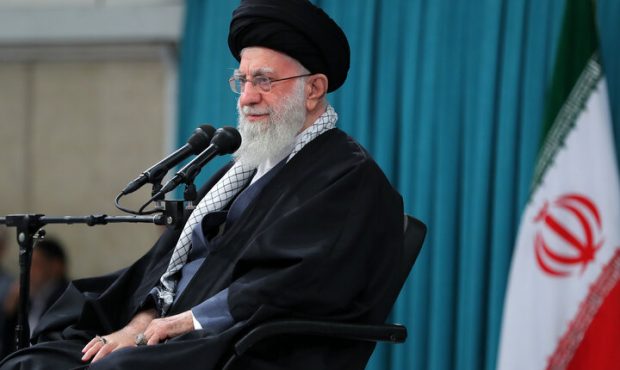 مردم در ۲۲ بهمن «سرافرازی انقلابی» را به رخ دنیا کشیدند