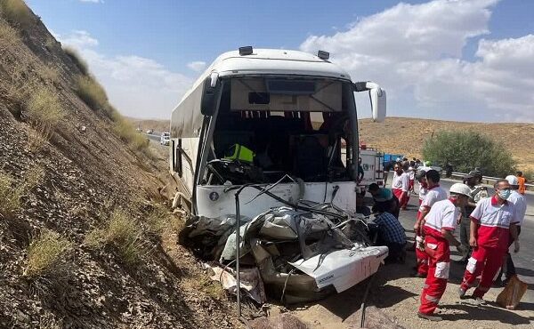 فوت ۳۷۳ نفر در تصادفات نوروزی/ ۱۰ هزار و ۵۰۰ نفر مجروح شدند فوت ۳۷۳ نفر در تصادفات نوروزی/ ۱۰ هزار و ۵۰۰ نفر مجروح شدند
