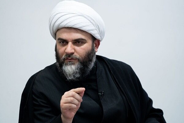 انتقاد حجت‌الاسلام قمی از صحبتهای آیت الله علم‌الهدی