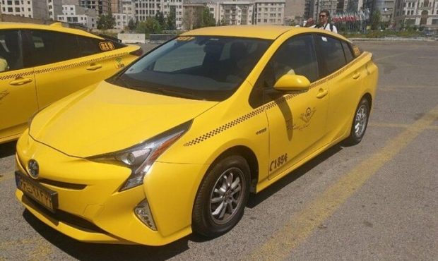 ثبتنام از دارندگان تاکسی فرسوده برای جایگزینی با خودروی برقی ثبتنام از دارندگان تاکسی فرسوده برای جایگزینی با خودروی برقی