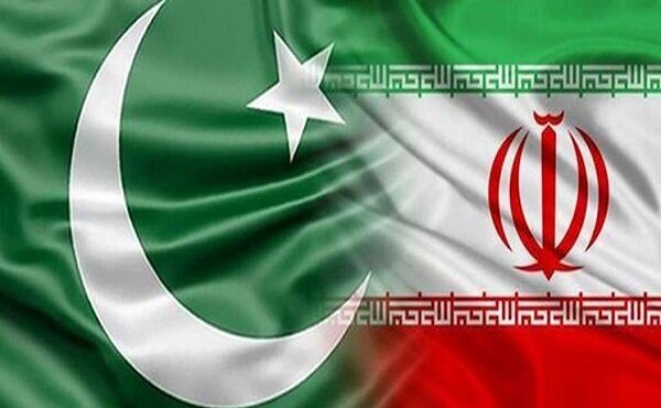 اسناد همکاری میان هیاتهای عالیرتبه ایران و پاکستان امضا شد اسناد همکاری میان هیاتهای عالیرتبه ایران و پاکستان امضا شد