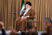 رهبر انقلاب: کارگر رکن جهش تولید است