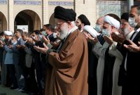 اقامه نماز عید فطر به امامت رهبر معظم انقلاب راس ساعت ۸ صبح
