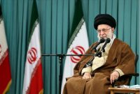 رهبر انقلاب: الگوهای جامعه معلمین به عنوان قهرمان معرفی شوند