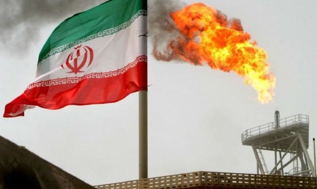 تولید نفت ایران به ۳ میلیون و ۳۰۰ هزار بشکه در روز رسید تولید نفت ایران به ۳ میلیون و ۳۰۰ هزار بشکه در روز رسید