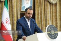 خاندوزی: پرداخت ارز ترجیحی و کالابرگ ادامه دارد