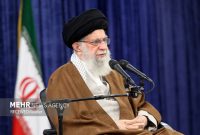 جمعی از قاریان قرآن عازم حج تمتع با رهبر انقلاب دیدار کردند