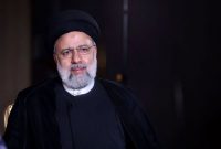 پیکر شهید رئیسی در حرم امام رضا آرام گرفت