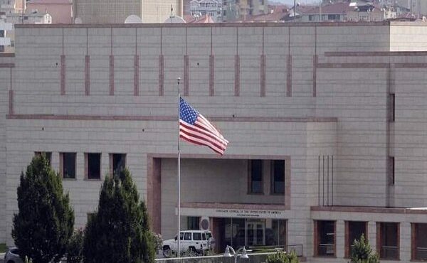 تیراندازی در محوطه سفارت آمریکا در لبنان تیراندازی در محوطه سفارت آمریکا در لبنان