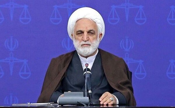 لزوم تسریع در عمل به بیانات رهبر انقلاب اسلامی لزوم تسریع در عمل به بیانات رهبر انقلاب اسلامی