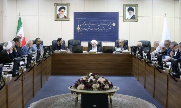 مخالفت هیات عالی نظارت مجمع تشخیص با تعطیلی شنبهها مخالفت هیات عالی نظارت مجمع تشخیص با تعطیلی شنبهها
