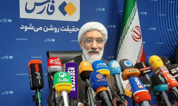 به نفع کسی کنار نمیروم/ همه تلاش خود را معطوف به مشارکت کنیم به نفع کسی کنار نمیروم/ همه تلاش خود را معطوف به مشارکت کنیم
