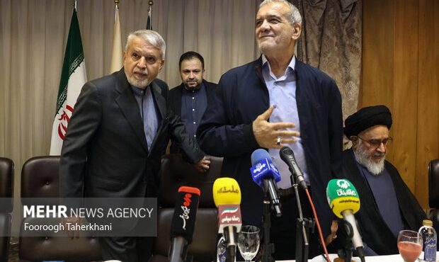 پزشکیان:کارگزار اندیشهای خواهم بودکه پیشرو دراعتلای ایران باشد پزشکیان:کارگزار اندیشهای خواهم بودکه پیشرو دراعتلای ایران باشد