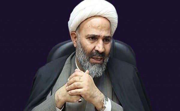 گذرنامههای با اعتبار کمتر از ۶ ماه برای اربعین معتبر است گذرنامههای با اعتبار کمتر از ۶ ماه برای اربعین معتبر است