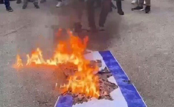 ادعای هاآرتص در مورد حمله کماندویی صهیونیست ها به سوریه ادعای هاآرتص در مورد حمله کماندویی صهیونیست ها به سوریه
