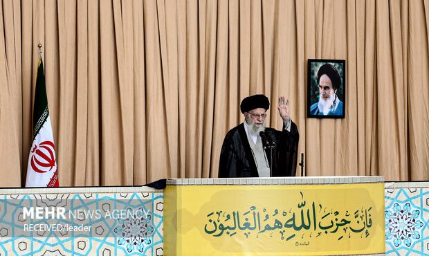 کار درخشان نیروهای مسلح ما کاملاً قانونی بود/ در انجام وظیفه نه تعلل میکنیم و نه شتابزده میشویم کار درخشان نیروهای مسلح ما کاملاً قانونی بود/ در انجام وظیفه نه تعلل میکنیم و نه شتابزده میشویم