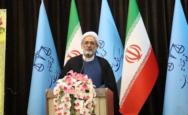 حکم متهمان پرونده موسوم به شرکت معادن کاریز شهر میامی صادر شد حکم متهمان پرونده موسوم به شرکت معادن کاریز شهر میامی صادر شد