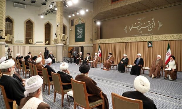 رهبر انقلاب: تداوم مجاهدتها قطعاً پیروزی جبهه حق را به دنبال خواهد داشت رهبر انقلاب: تداوم مجاهدتها قطعاً پیروزی جبهه حق را به دنبال خواهد داشت