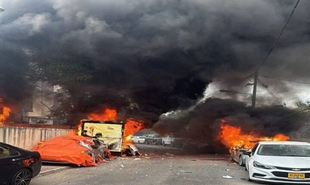شنیده شدن صدای انفجارهای پیدرپی در «عکا» و خلیج «حیفا» شنیده شدن صدای انفجارهای پیدرپی در «عکا» و خلیج «حیفا»
