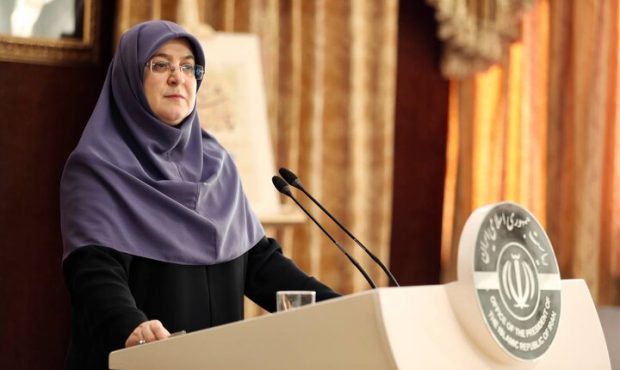 مهاجرانی: بودجه ۱۴۰۴ بدون افزایش قیمت بنزین تنظیم شده است مهاجرانی: بودجه ۱۴۰۴ بدون افزایش قیمت بنزین تنظیم شده است