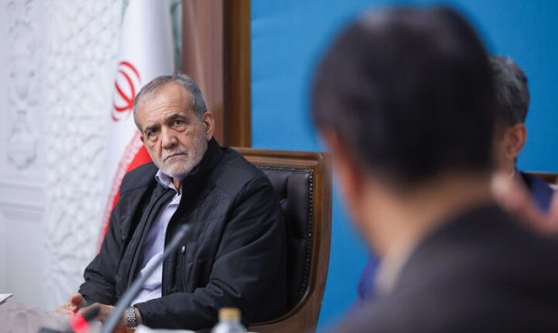 پزشکیان: اعتلای استانهای محروم جنوبی، اولویت اصلی دولت است پزشکیان: اعتلای استانهای محروم جنوبی، اولویت اصلی دولت است