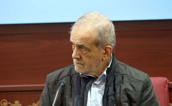 پزشکیان: مشکلات بهداشتودرمان را در عرض یکسال حل خواهیم کرد پزشکیان: مشکلات بهداشتودرمان را در عرض یکسال حل خواهیم کرد