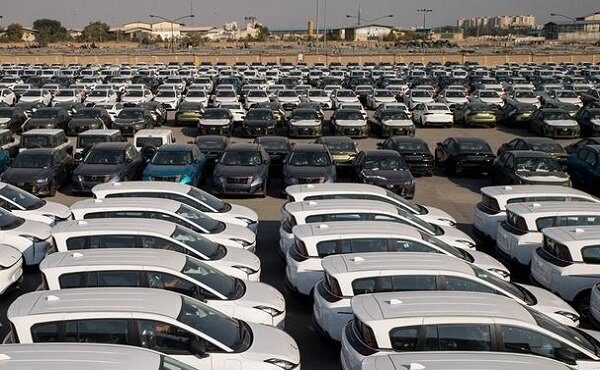 مزایده خودروهای باقی مانده در گمرک تهران مزایده خودروهای باقی مانده در گمرک تهران