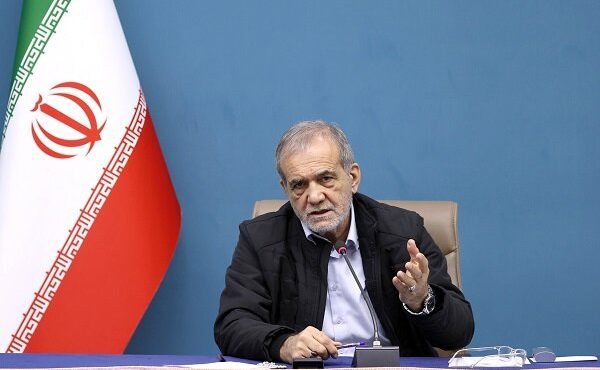 تأکید پزشکیان بر همسویی کشورهای اسلامی برای جلوگیری از گسترش روندهای تروریستی در منطقه تأکید پزشکیان بر همسویی کشورهای اسلامی برای جلوگیری از گسترش روندهای تروریستی در منطقه