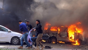 یک خودرو در جاده فرودگاه دمشق از سوی اسرائیل هدف قرار گرفت یک خودرو در جاده فرودگاه دمشق از سوی اسرائیل هدف قرار گرفت