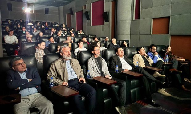 آغاز اکران «در آغوش درخت» در کشور پاکستان آغاز اکران «در آغوش درخت» در کشور پاکستان