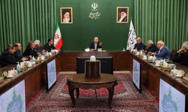 قالیباف: حقوق بازنشستگان اولویت مجلس است قالیباف: حقوق بازنشستگان اولویت مجلس است