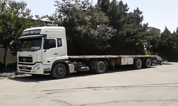 توقیف کشنده ولوو به خاطر رانندگی پسر ۹ ساله در قم توقیف کشنده ولوو به خاطر رانندگی پسر ۹ ساله در قم