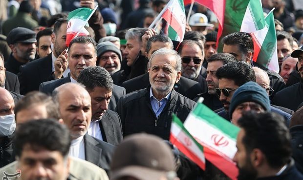 پیام داخلی و خارجی حضور مردم در راهپیمایی ۲۲ بهمن ۱۴۰۳ پیام داخلی و خارجی حضور مردم در راهپیمایی ۲۲ بهمن ۱۴۰۳